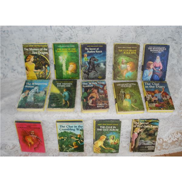 Collection Vintage Nancy Drew Books
