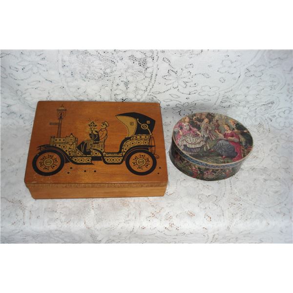 Lot Of Vintage Nesting Boxes And Old Wood Box