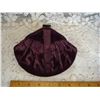 Image 3 : Vintage Velvet Plumb Coloured Evening Purse  Good Vintage Condition  Small Hold in Fold  See Pic