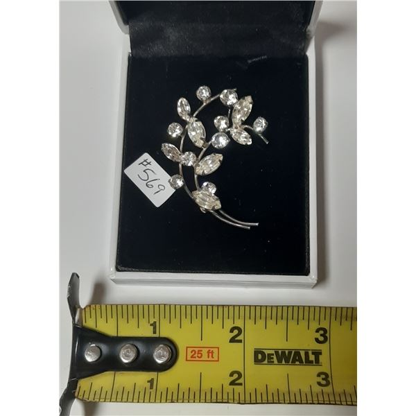 Crystal rhinestone broach
