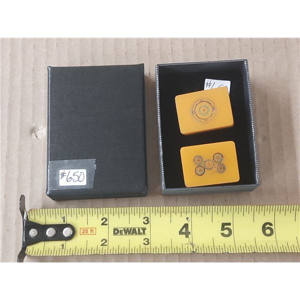 Bakelite Broaches (2)