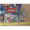 Image 5 : Lot of assorted Lego