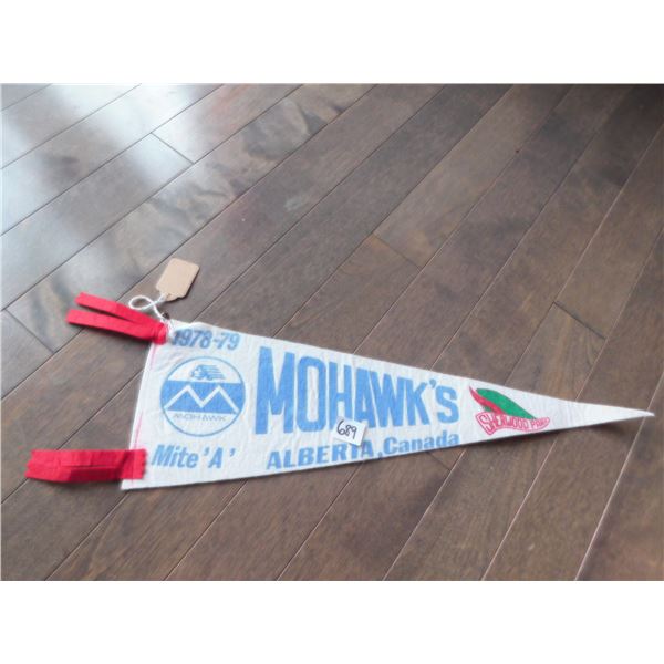 MOHAWK SPONSERED TEAM FELT PENANT