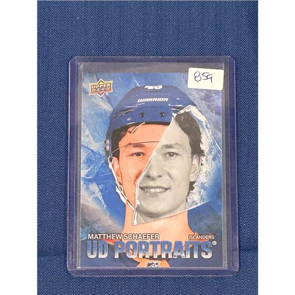 Matthew Schaefer - Rookie Card