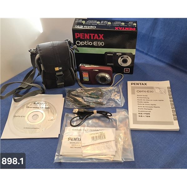 Pentax Optic E90 camers - appears unused, with accessories