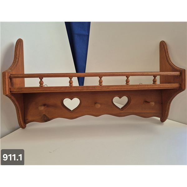 Wall-mounted pine kitchen decor, plate rail and heart cutouts, 24x14 inches