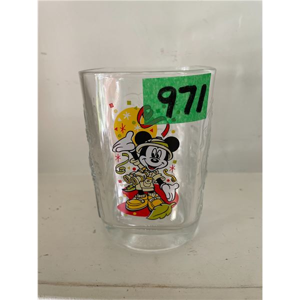 Vintage McDonalds 2000 Disney World Glass Tumbler