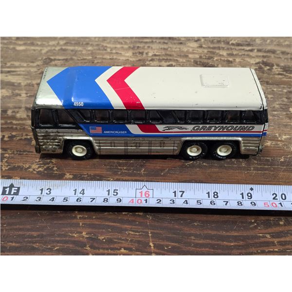 Vintage Tin Buddy L Greyhound Bus “Americruiser 4950” - Made in Japan