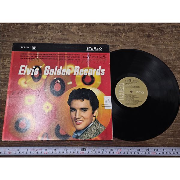 Elvis’ Golden Records LP