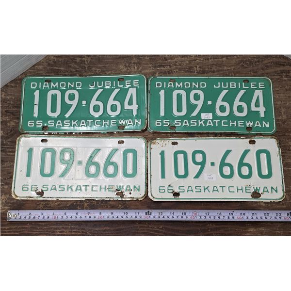 (4) 1965 & 1966 Sask Licence Plates (2 Matching Sets)