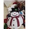 Image 3 : Lot of Assorted Christmas Décor