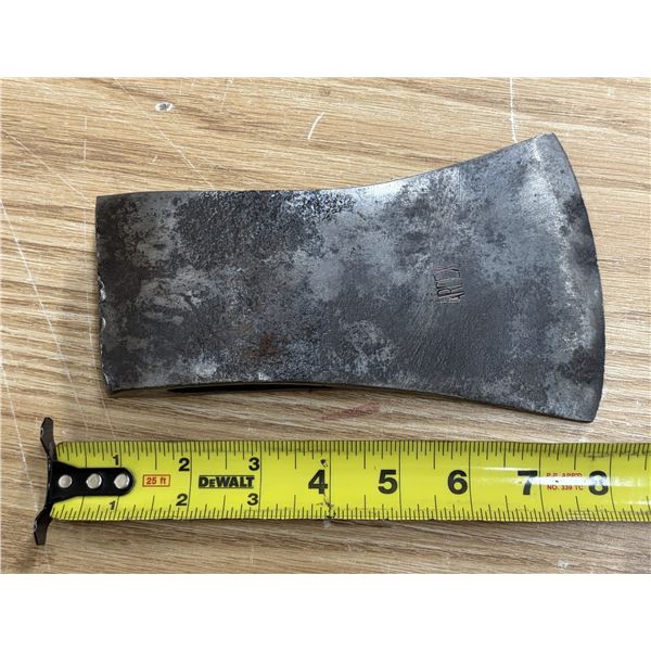 Vintage Ardex Axe Head with visible pitting and a clear "ARDEX" stamp on the cheeK. (Weight 1.45 kg)
