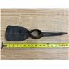 Image 1 : Vintage cutter mattock or grub hoe head. (Weight 2.40 Kg)