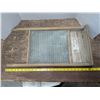 Image 1 : Antique Wood & Glass Washboard