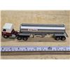 Image 3 : Diecast Trimac Tanker Trailer Semi