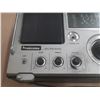 Image 2 : Vintage Holiday Model 2318 multi-band radio receiver. (Untested)