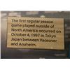Image 4 : Vintage Toronto Maple Leafs NHL Hockey Shadow Box – 3 Mini Jerseys