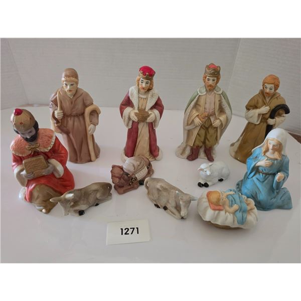 Vintage Nativity Christmas Scene