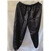 Image 6 : NEW Unisex 90’s Hip Hop Costume w/ Accessories – Size Medium