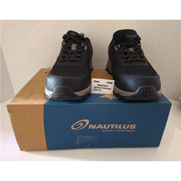 NEW Nautilus Safety Footwear – Men’s Size 10