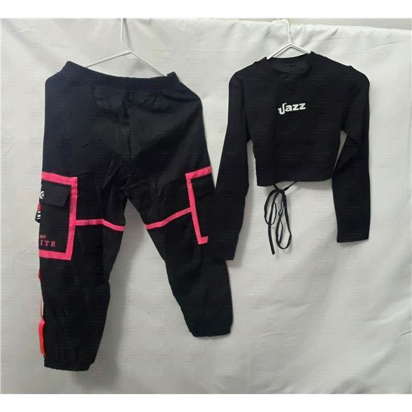 NEW 2-Piece Girl’s Hip-Hop Track Suit, Size 160 (= US size 14-16 Large Youth)