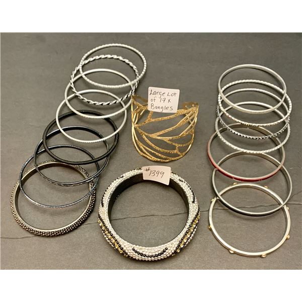 Vintage Fashion Jewelry Bangle & Bracelet Lot