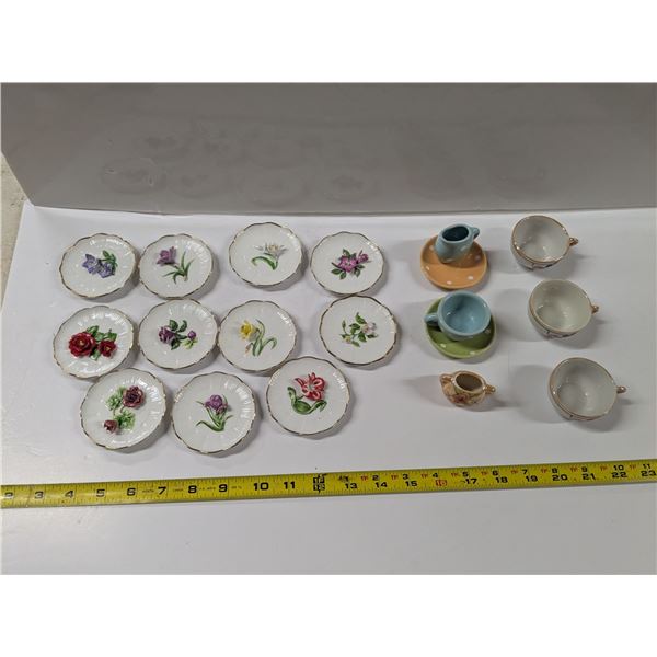 Miniature Decorative Chinaware Dishes