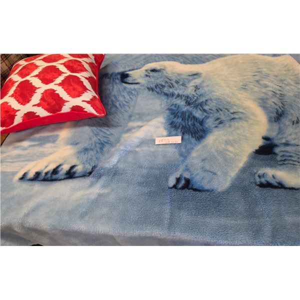 Throw Pillow & Blanket