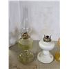 Image 2 : 3 oil lamps