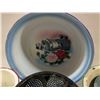 Image 2 : Vintage Enamelware Lot