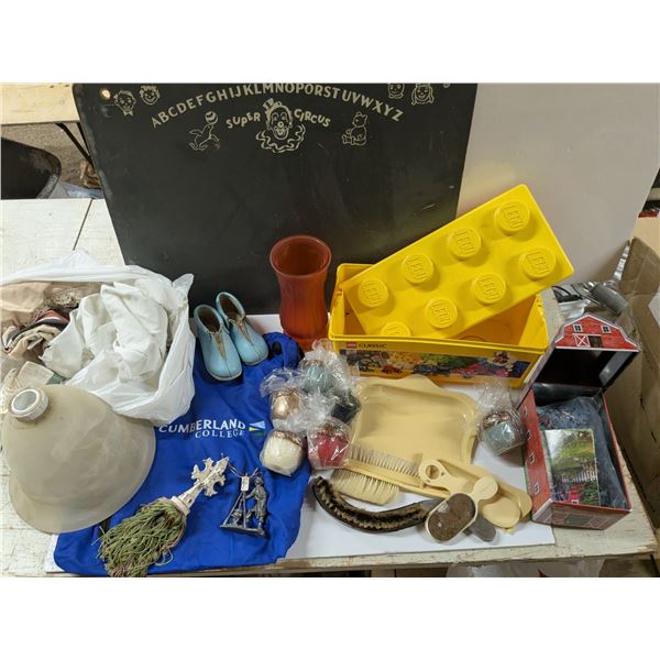 Mixed Décor & Housewares Lot