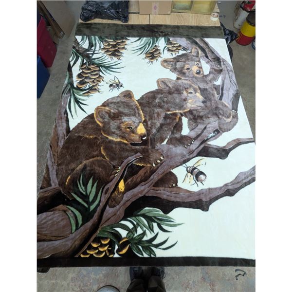 Fleece Blanket: Bear Cubs in Tree, 92"x 77" - Unused/Like New