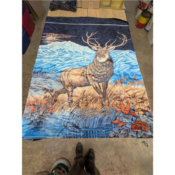 Fleece Blanket: Elk, 92"x 77" - Unused/Like New