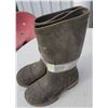 Image 1 : Baffin Steel Toe Winter Boots - Size 10