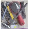 Image 1 : Bag of Sharpening Stones, Tap & Die Parts, Gray Socket