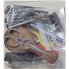 Image 2 : Bag of Sharpening Stones, Tap & Die Parts, Gray Socket