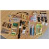 Image 1 : Hinges, Latches, Folding Supports, Keyed Door Lock, Handles