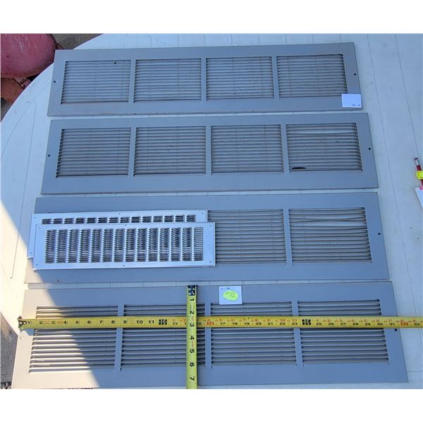 Vents 4x (31-1/2" x 7-3/4") + 2x (16" x 4")
