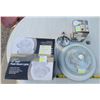Image 1 : (2) Ceiling Fixtures (1x 13-1/2" + 1x 10") and 250W Heat Lamp