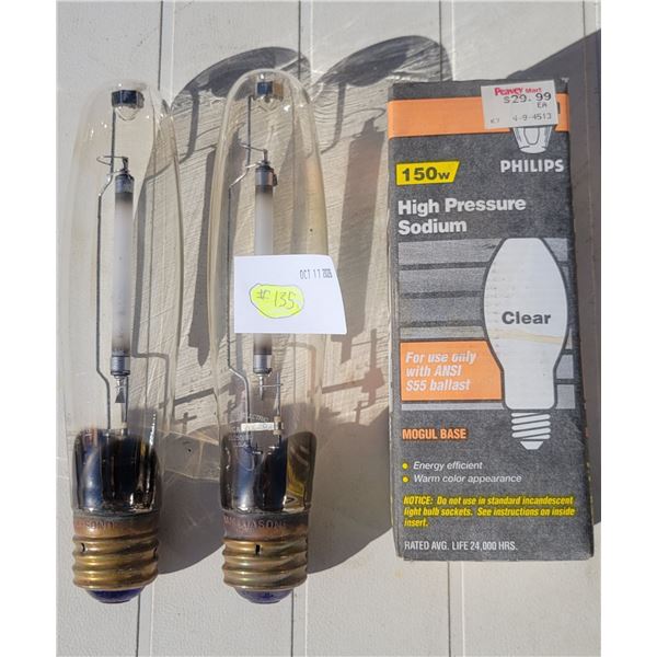 Light Bulbs: 1x 150W High Pressure Sodium (New) + (2)G.E. Lucalox