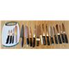 Image 1 : (17) Knives + Cutting Board