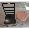 Image 1 : Chair / Stool