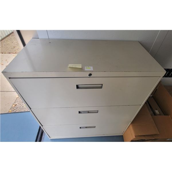 3-Drawer Filing Cabinet