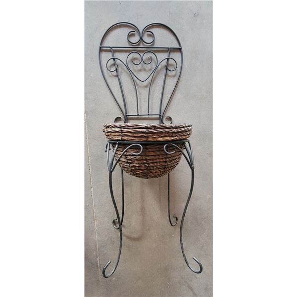 Decorative Wrought Iron Chair-Style Plant Stand