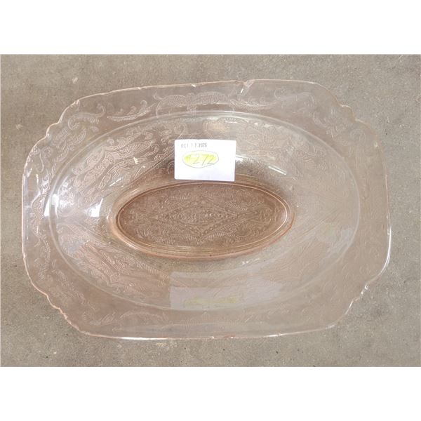 Depression Glass – Serving Bowl (chips)