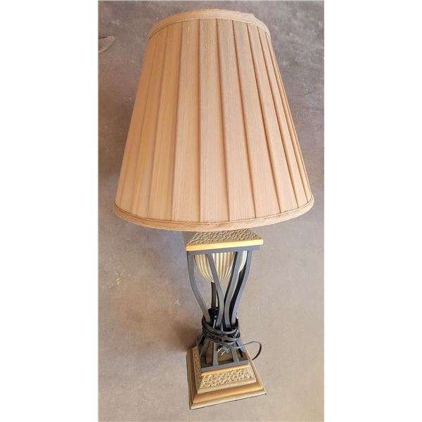 Lamp – 32” Tall