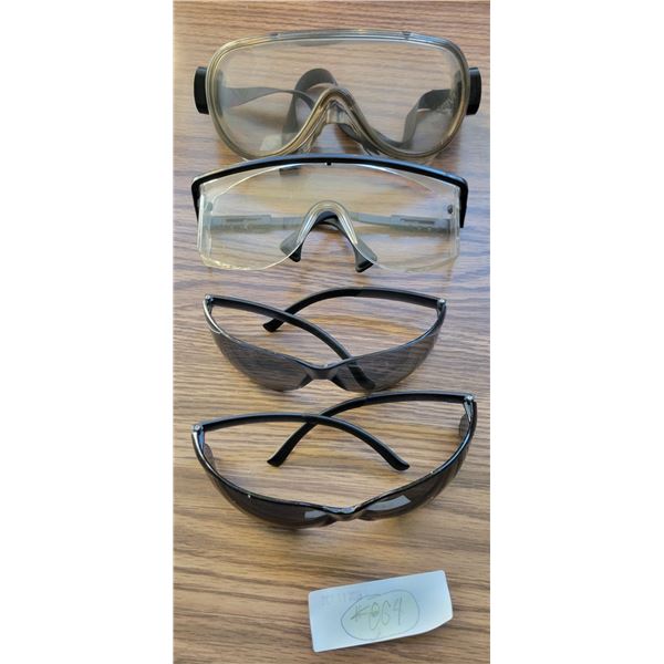 Safety Glasses (x4)
