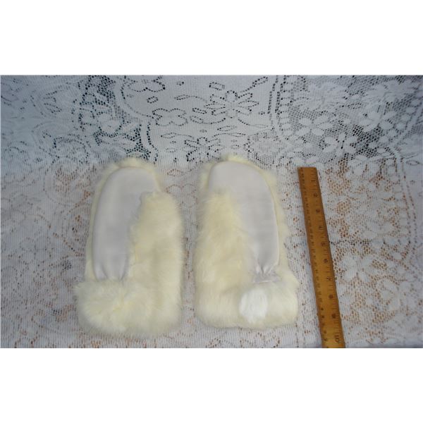 Pair Rabbit Fur Mitts