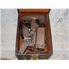 Image 2 : Vintage Projector 1940's Untested