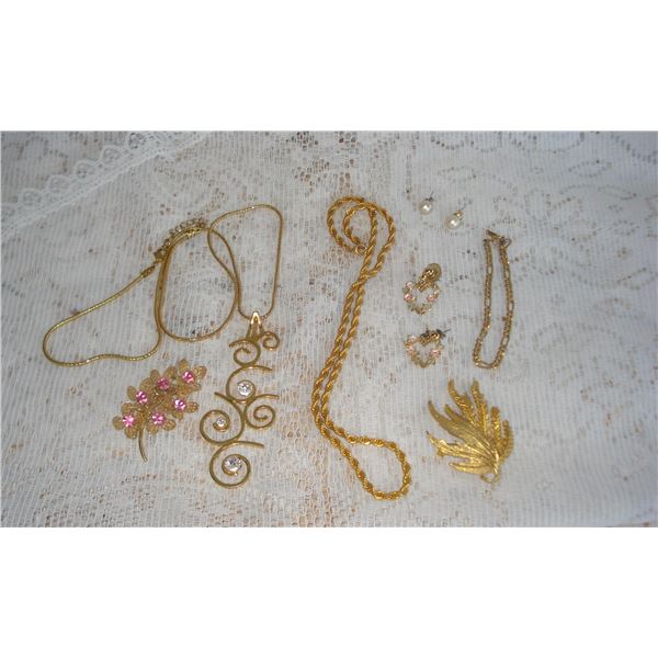 Gold Tone Costume Jewelry Lot  Various Decades